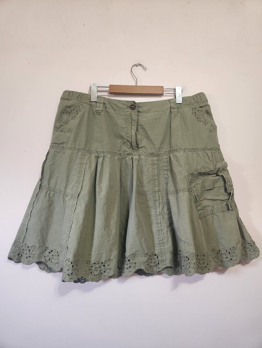 Vintage Y2K MXM Olive Green Eyelet Cargo Drop Waist Pleated Skirt Fairycore 14